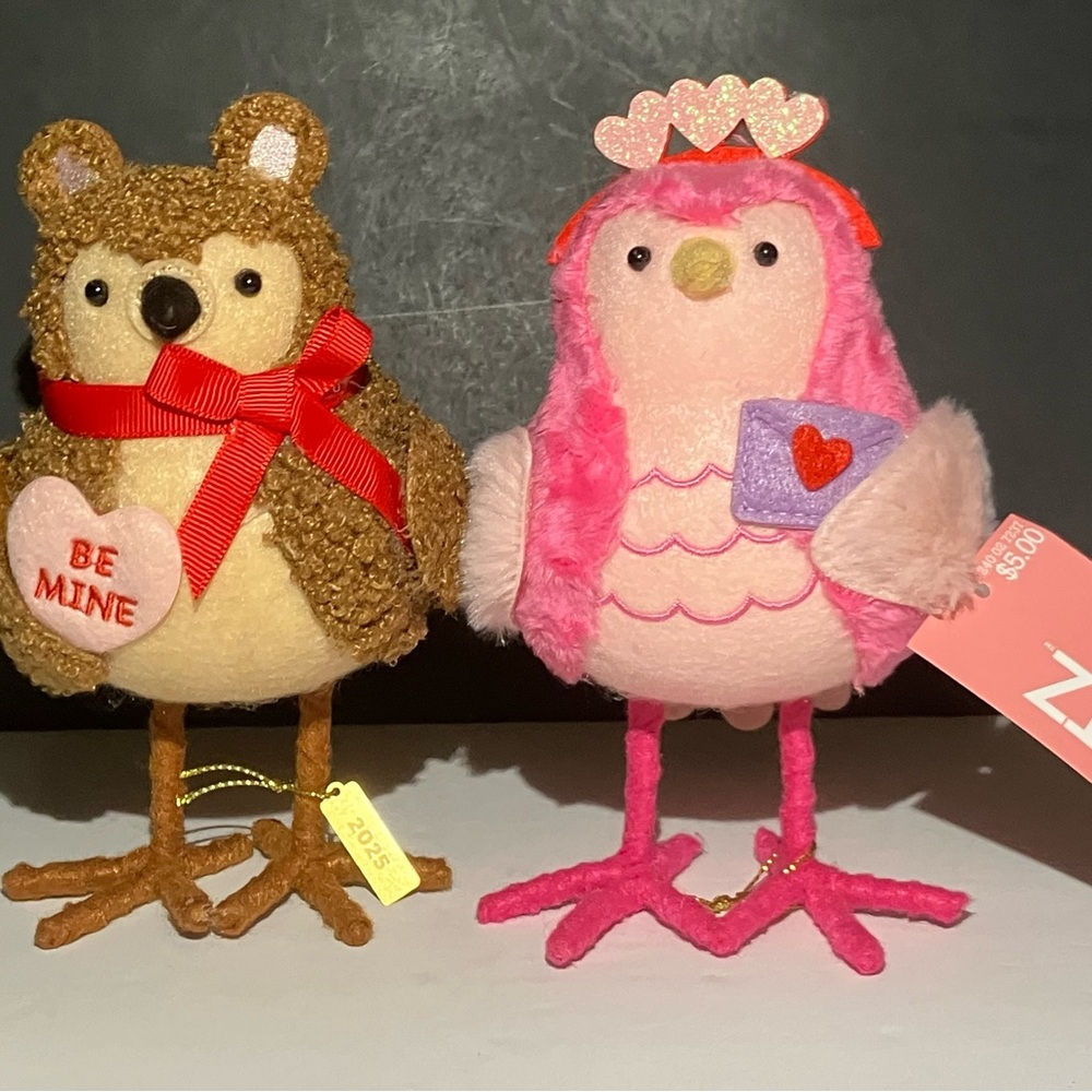 2025 Target Spritz Valentine’s Day Feathery Friends Birds “Buttons” & “Toots”